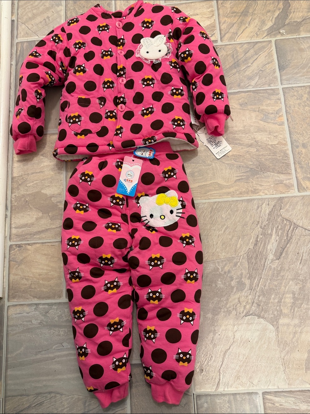 Pink Girls' Cat Print 2-Piece Pajama Set with Hello Kitty Accent